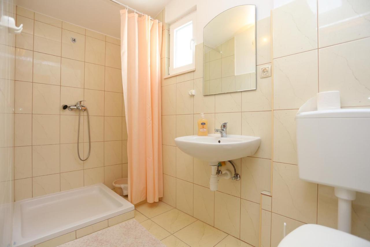 Apartment Nemira 17039A Tice Εξωτερικό φωτογραφία